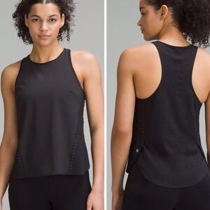 Lululemon Lightweight Stretch Running Tank Top black
Airflow